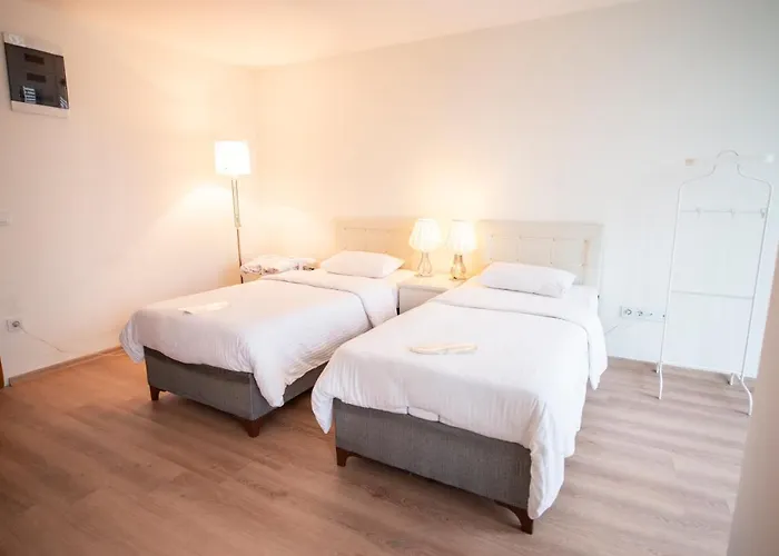 Πανσιόν We Fulya *